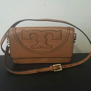 SOLD!!!!!Tory burch mini crossbody bag
